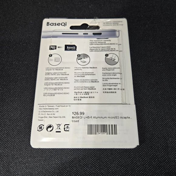 BASEQI UHS-II Aluminum microSD Adapter MacBook Pro 14 & 16” - Picture 2 of 2